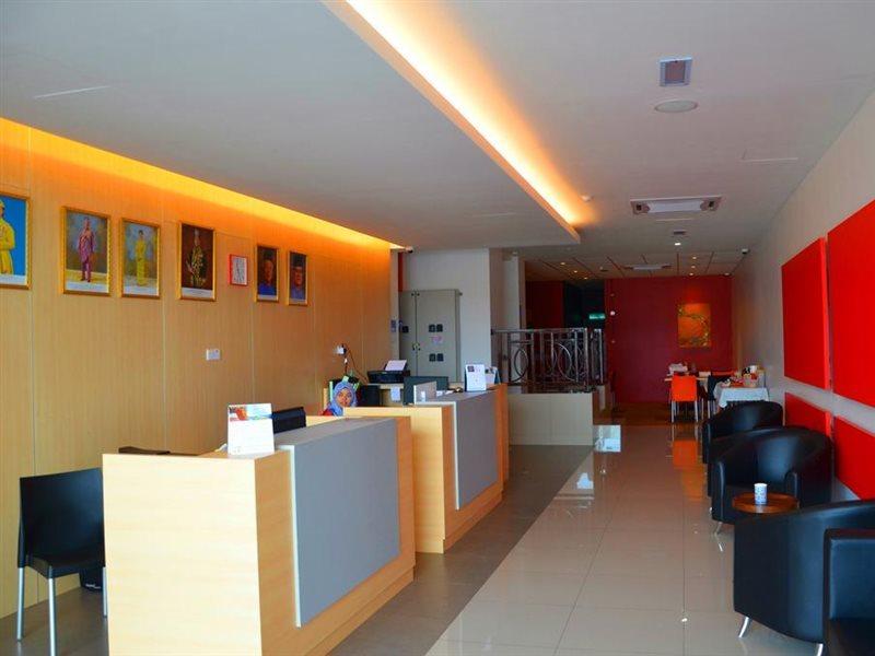 Hotel Jeti Tg Gemok Padang Endau Exterior foto